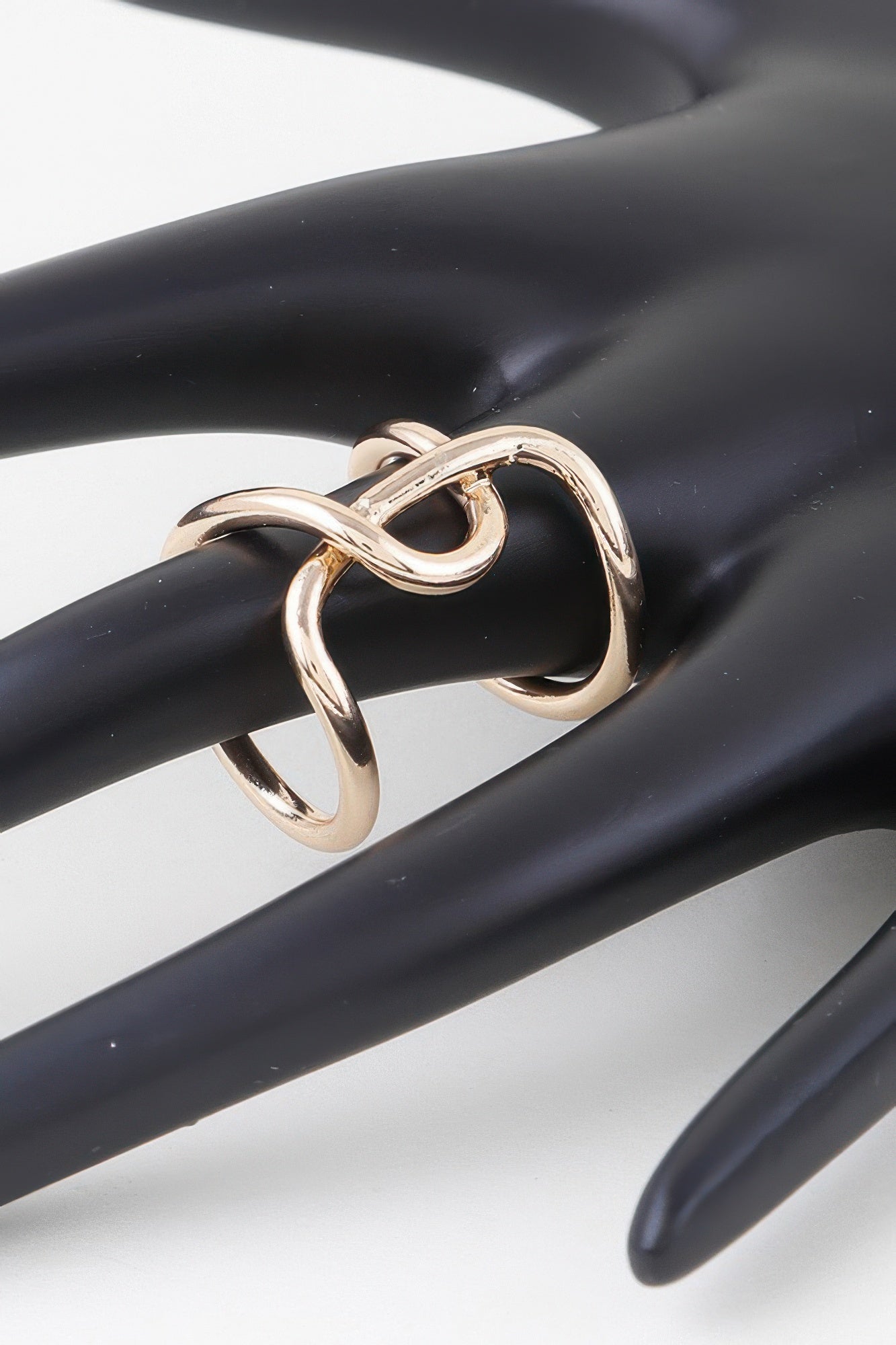Shiny Interweaved Ring - Tigbul's Variety Fashion Shop