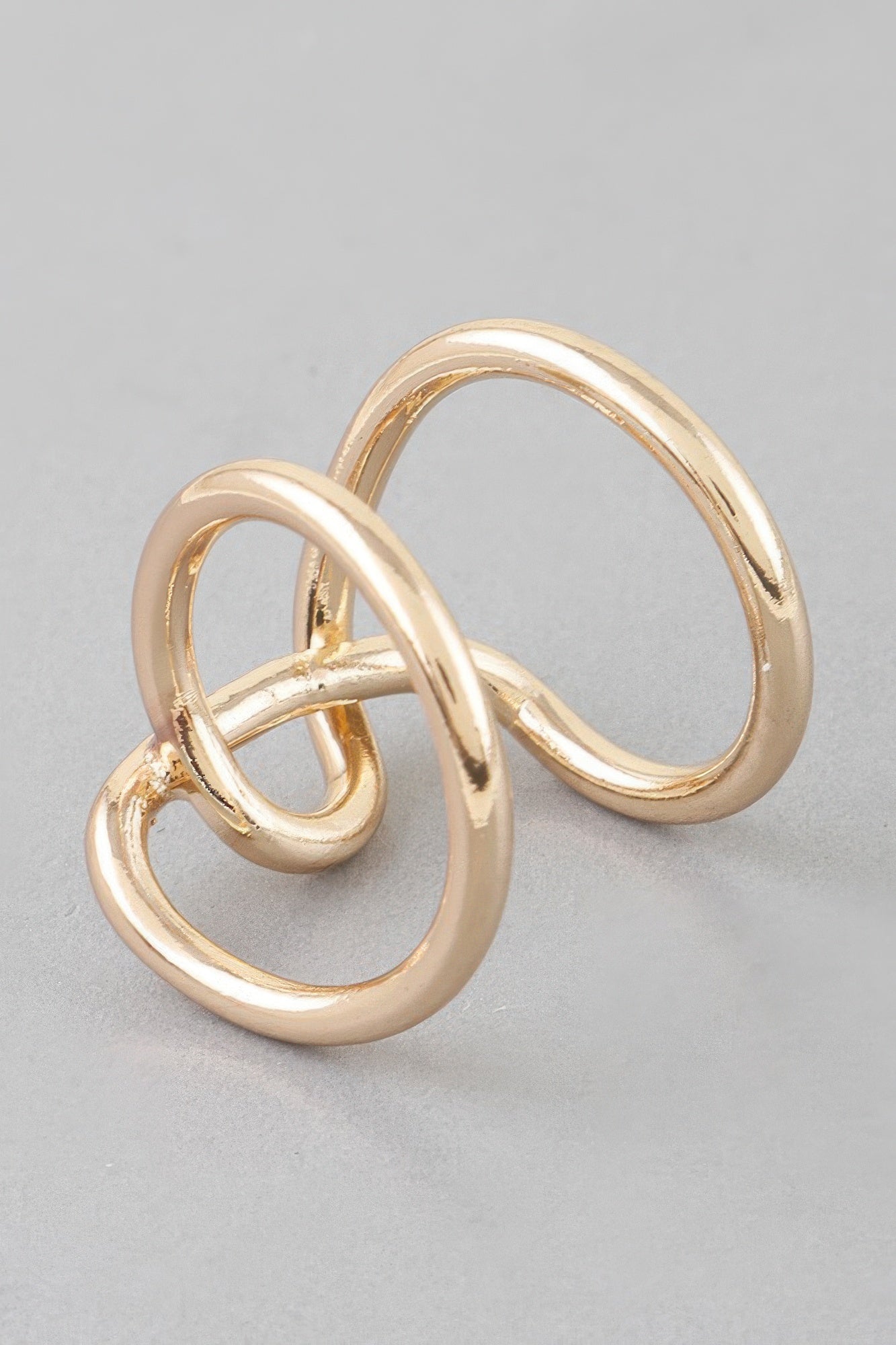 Shiny Interweaved Ring - Tigbul's Variety Fashion Shop