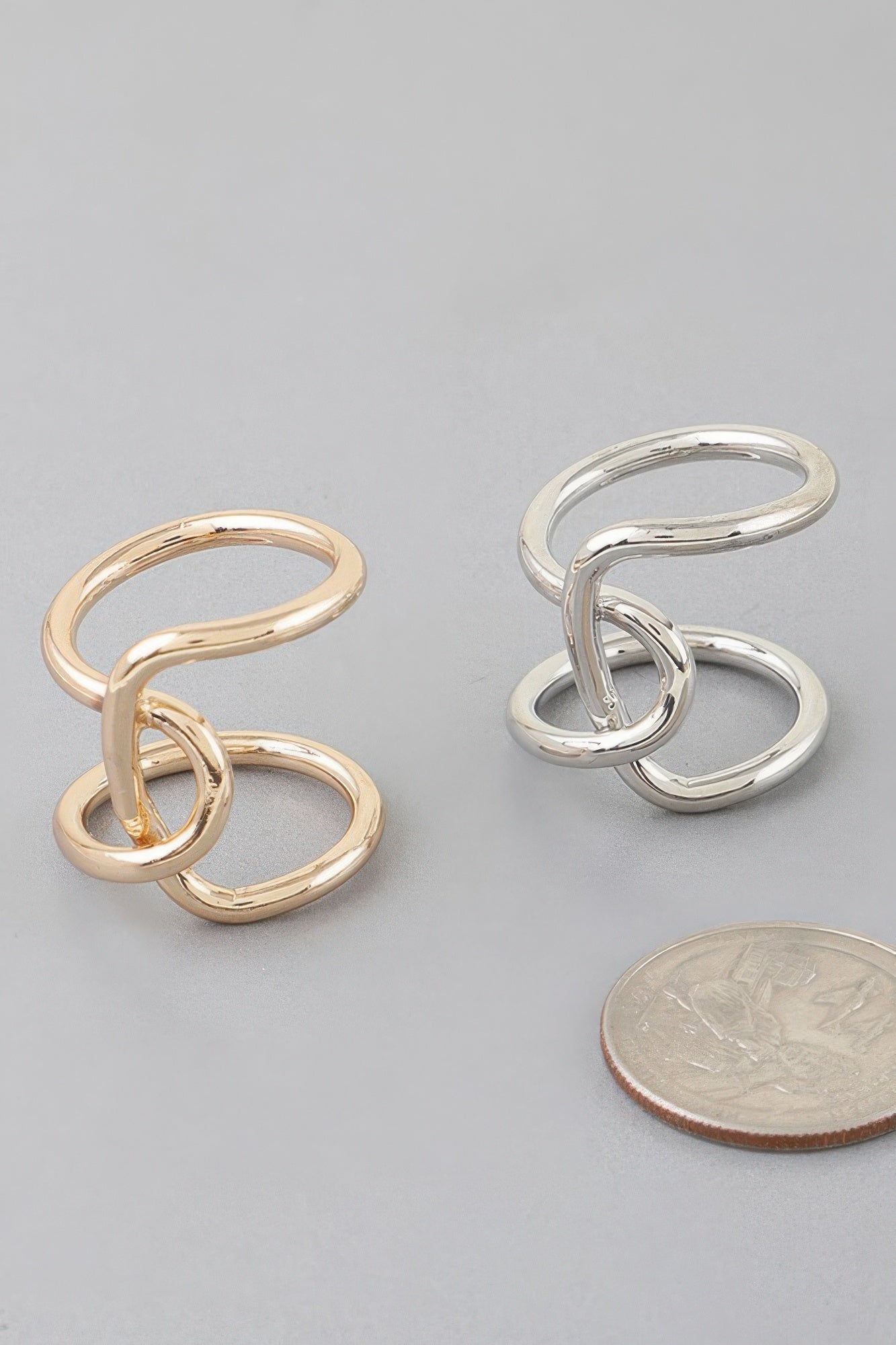 Shiny Interweaved Ring - Tigbul's Variety Fashion Shop