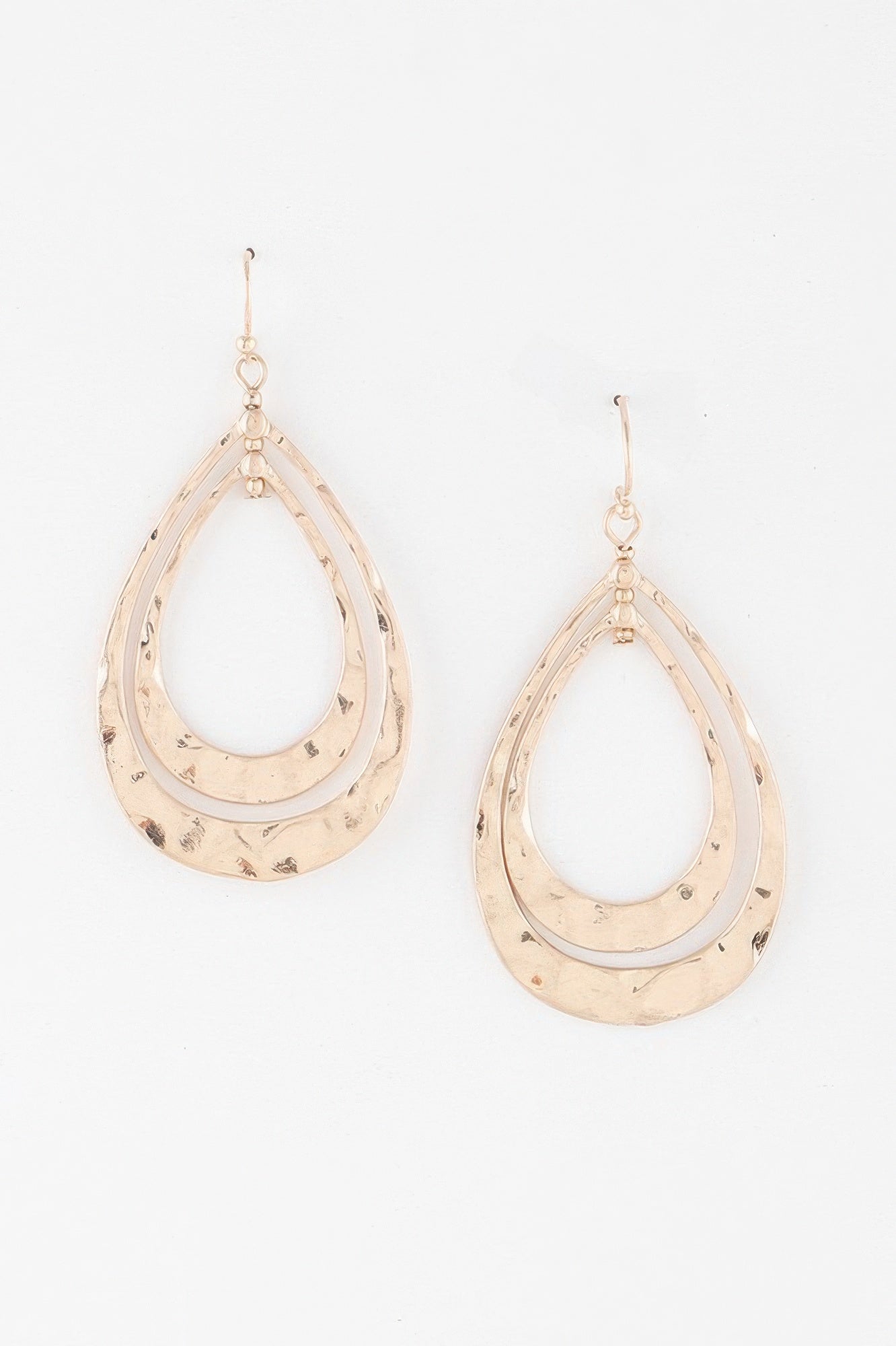 Hammered double teardrop earrings, dangling open teardrop loops in gold tone