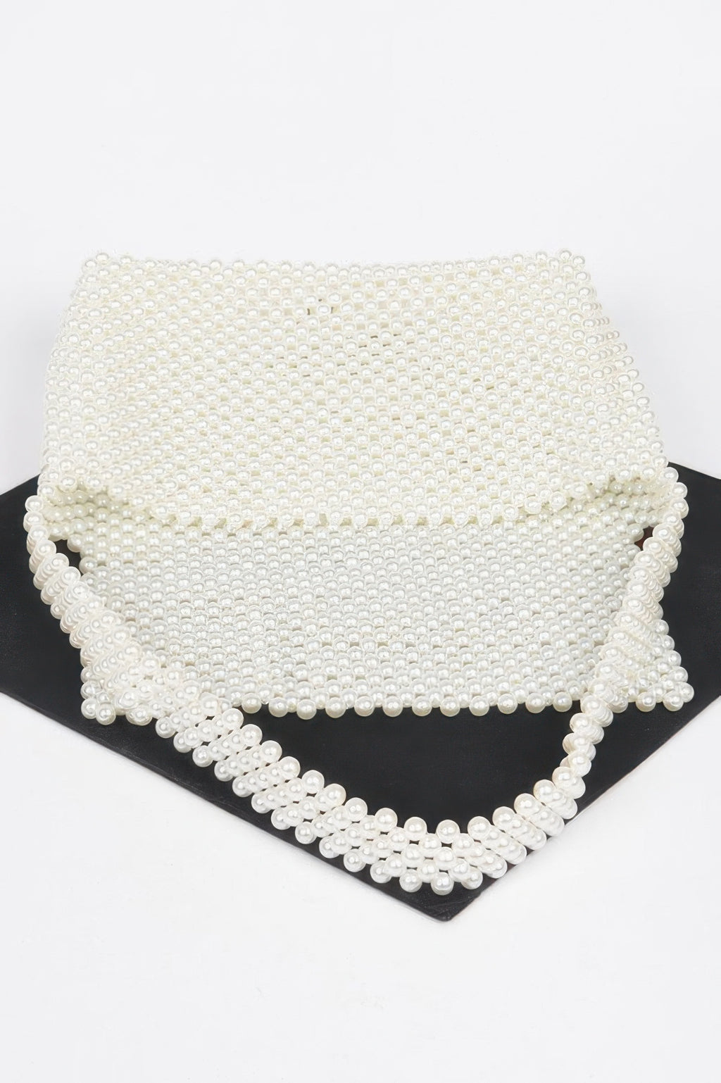Cream faux pearl beaded flap shoulder bag with scalloped edge trim