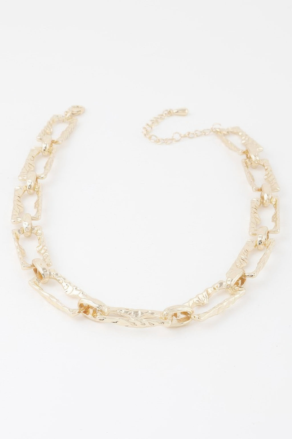 Hammered link chain necklace in gold-tone, flat chain with rectangular links