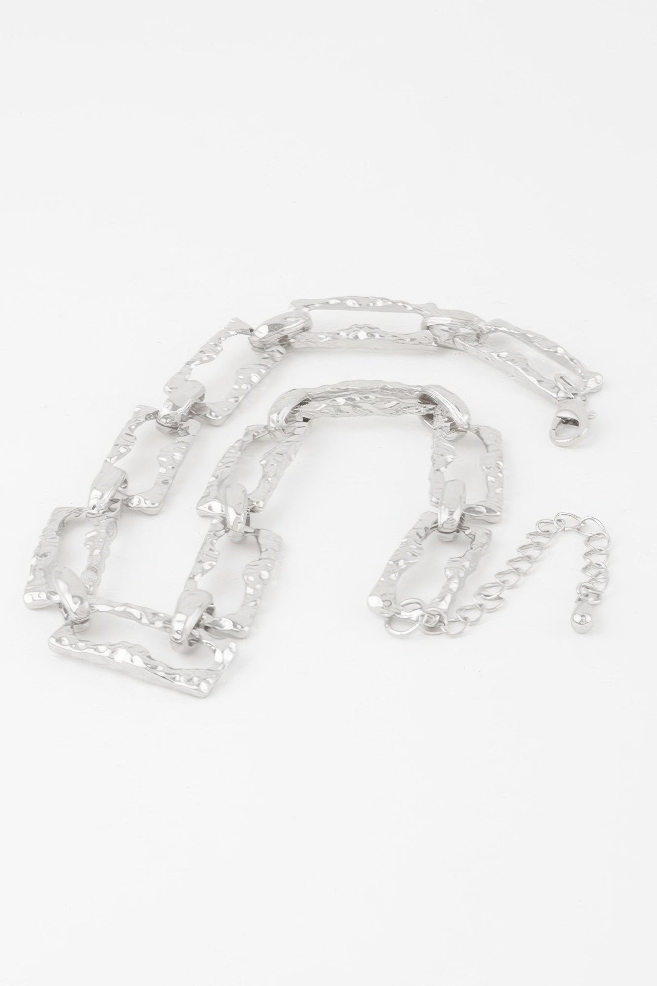 Hammered link chain necklace, silver-tone chain with rectangular hammered links