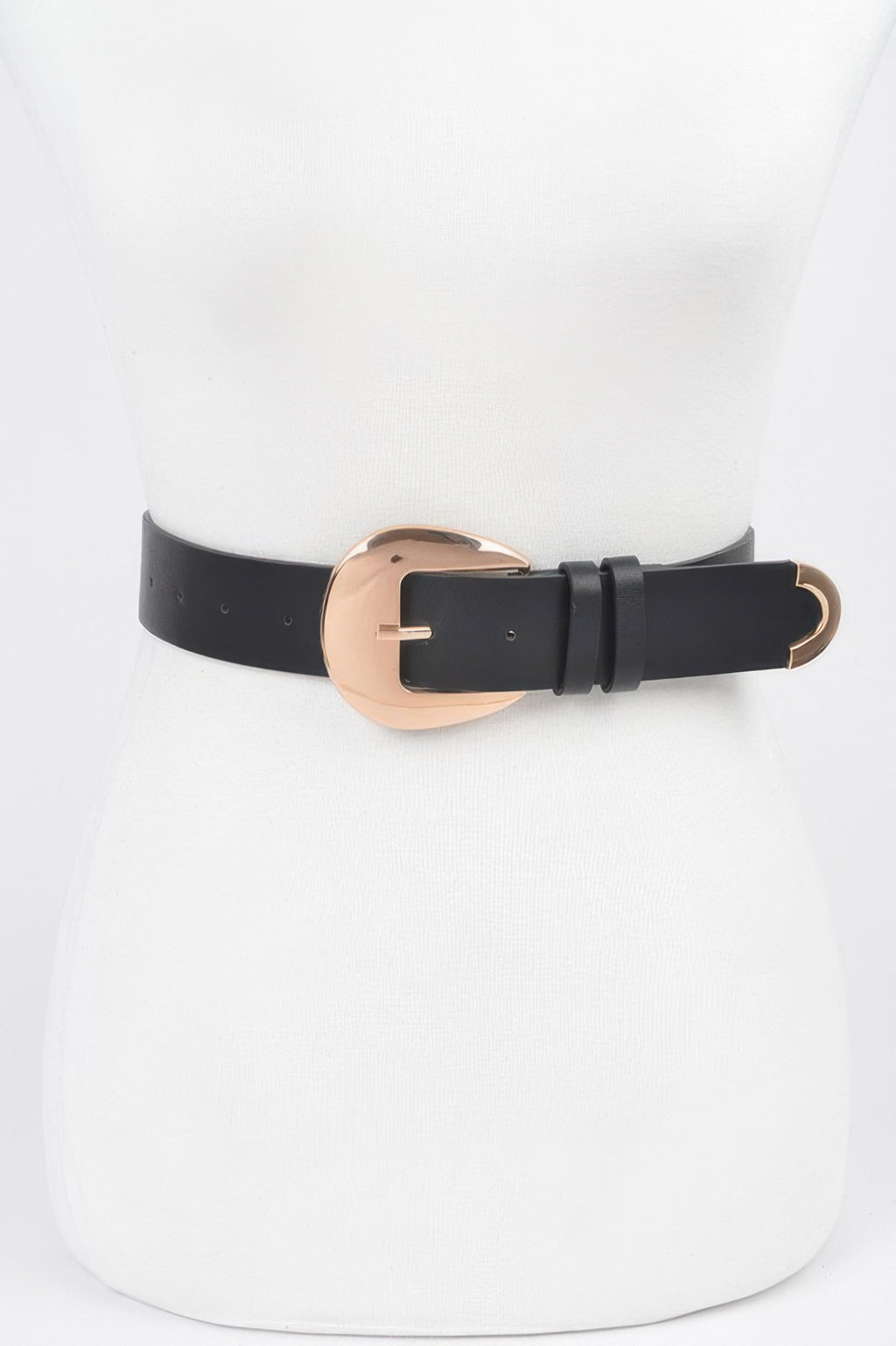 Faux leather belt with metal buckle: black strap and gold-toned oval buckle