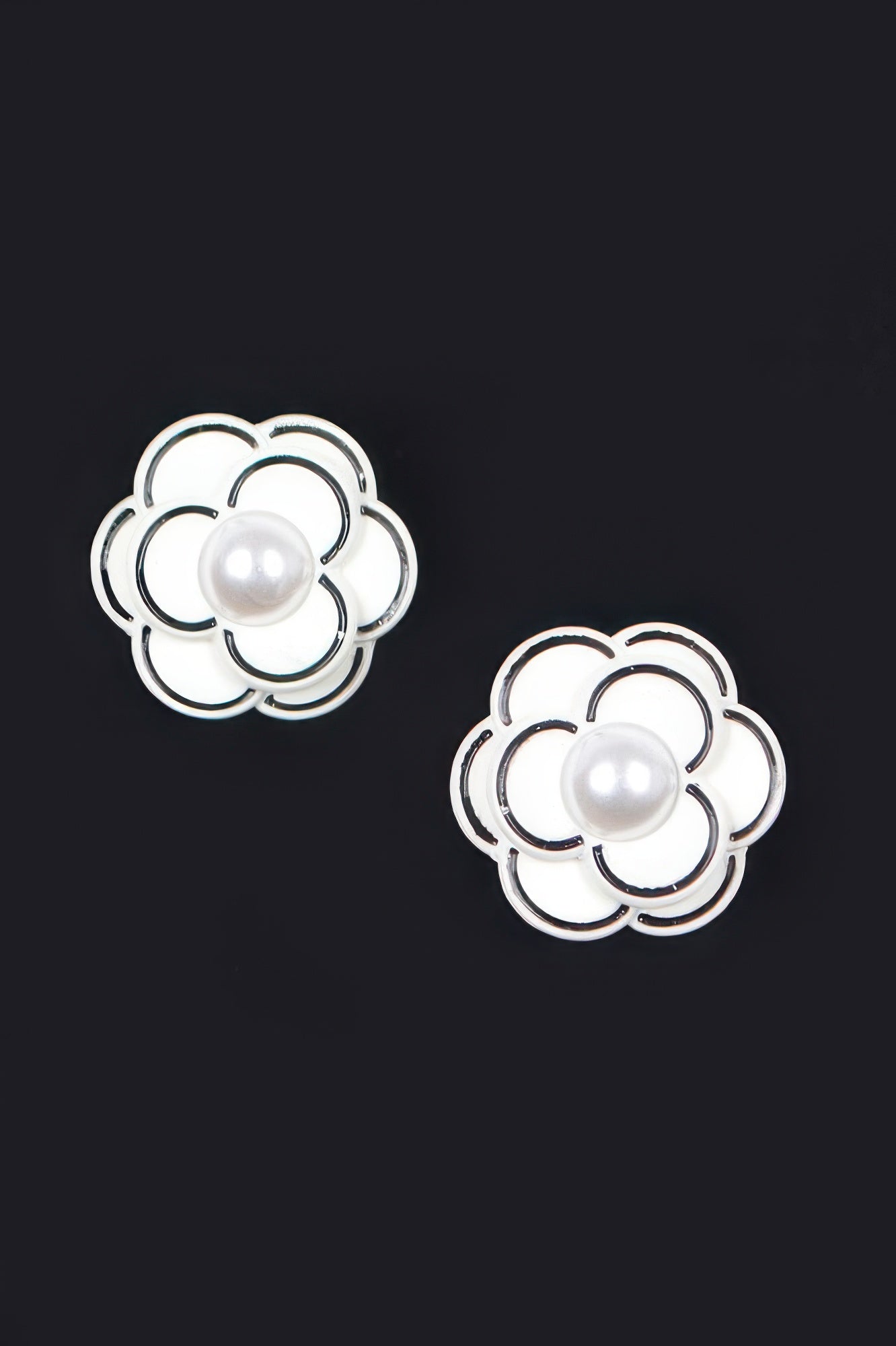 Faux pearl flower acrylic earrings, white petals with glossy faux pearl center