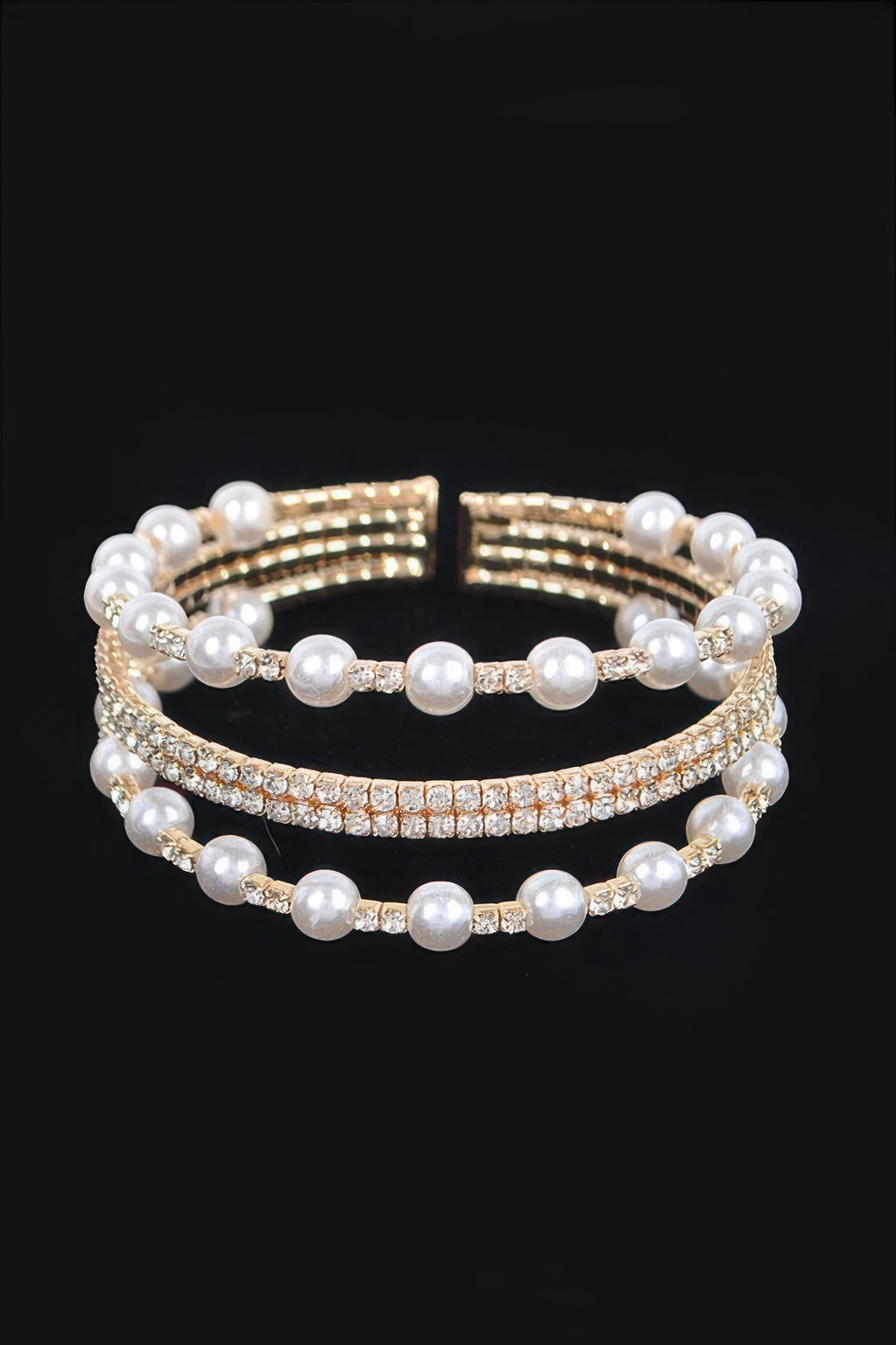 Pearl&stone Wire bracelet in Gold tone, pearl beads and rhinestone row