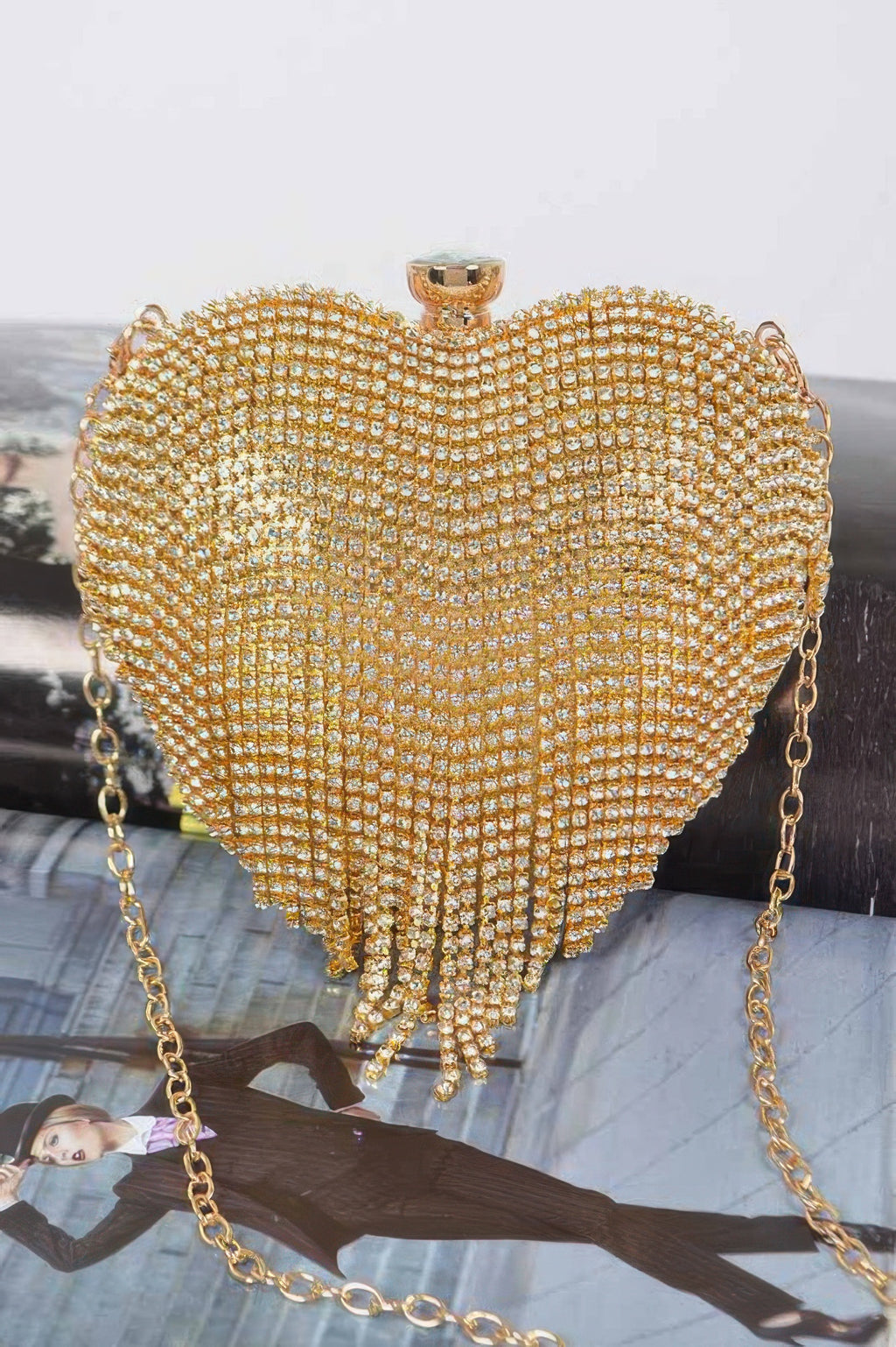 Gold rhinestone heart mini case bag with clasp and chain strap