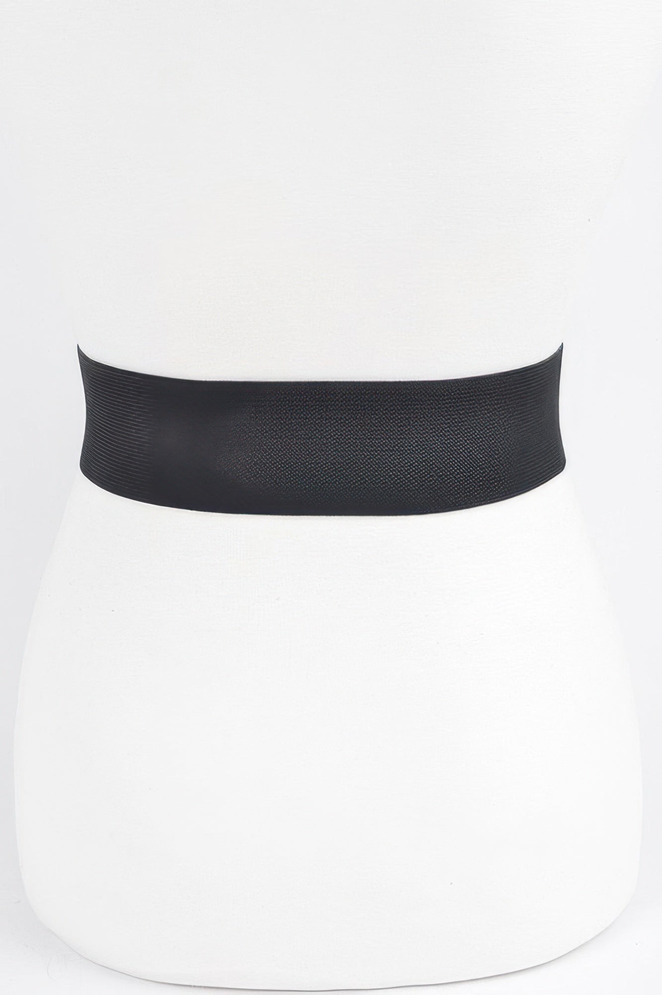 Black elastic belt, wide band without buckle detail visible