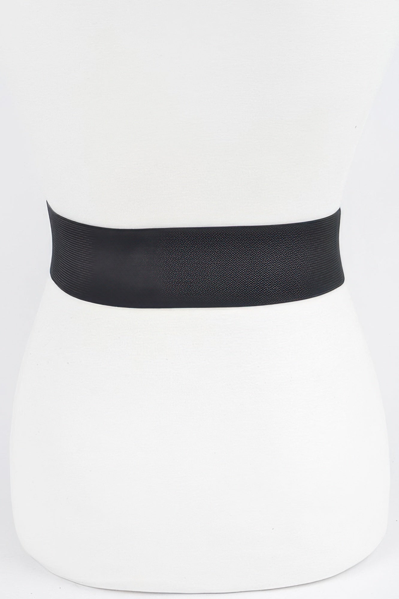Black wide elastic belt, textured back band view