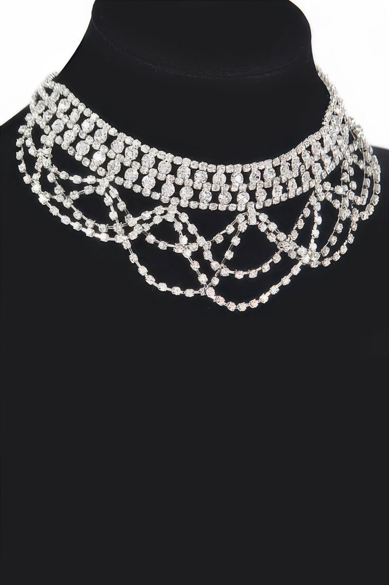 Silberfarbenes Rhinestone-Kettenhalsband, breites Collier mit Tropfensträngen