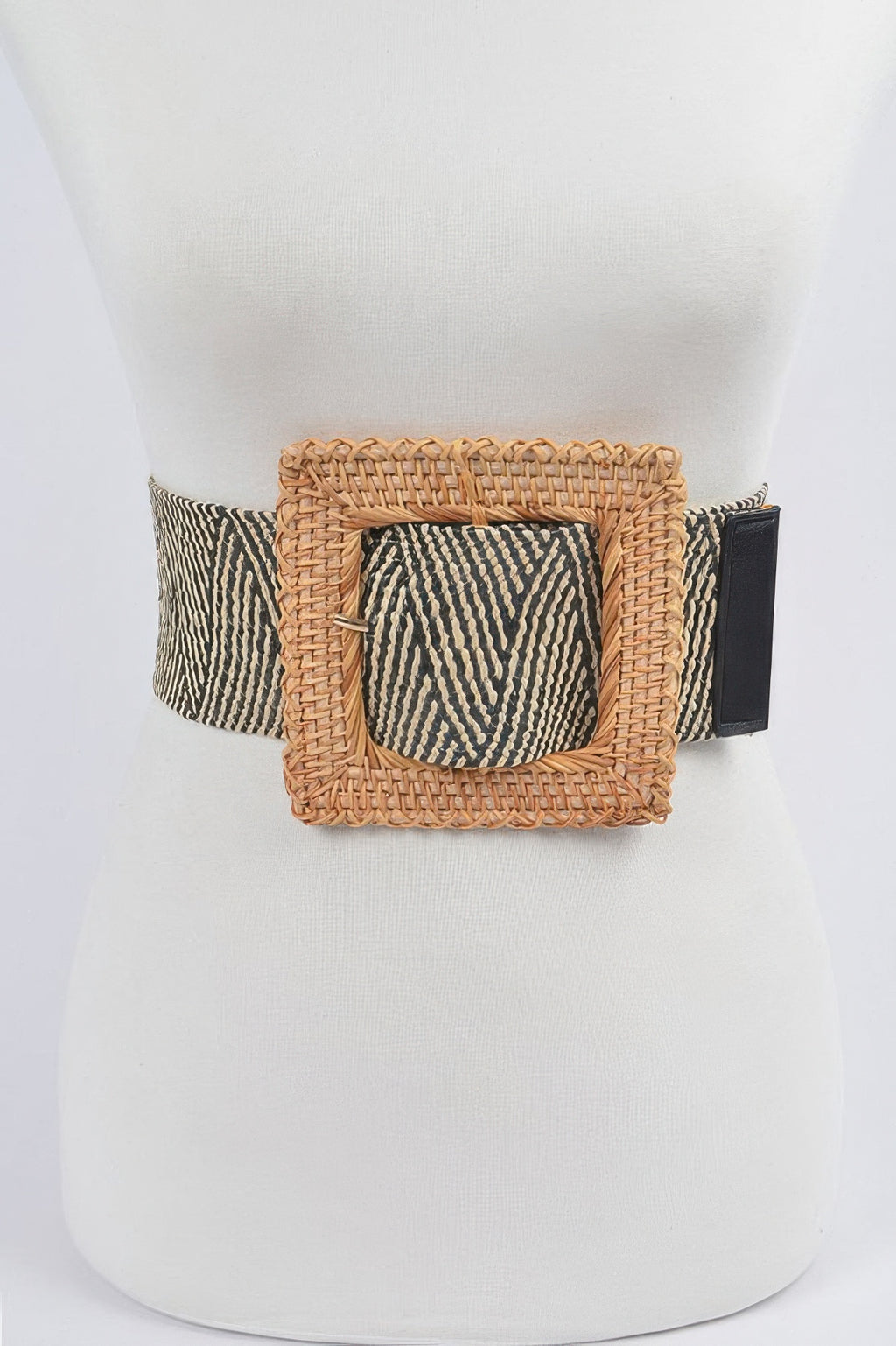 Oversized bamboo buckle elastic belt, zebra-striped strap with woven tan square buckle