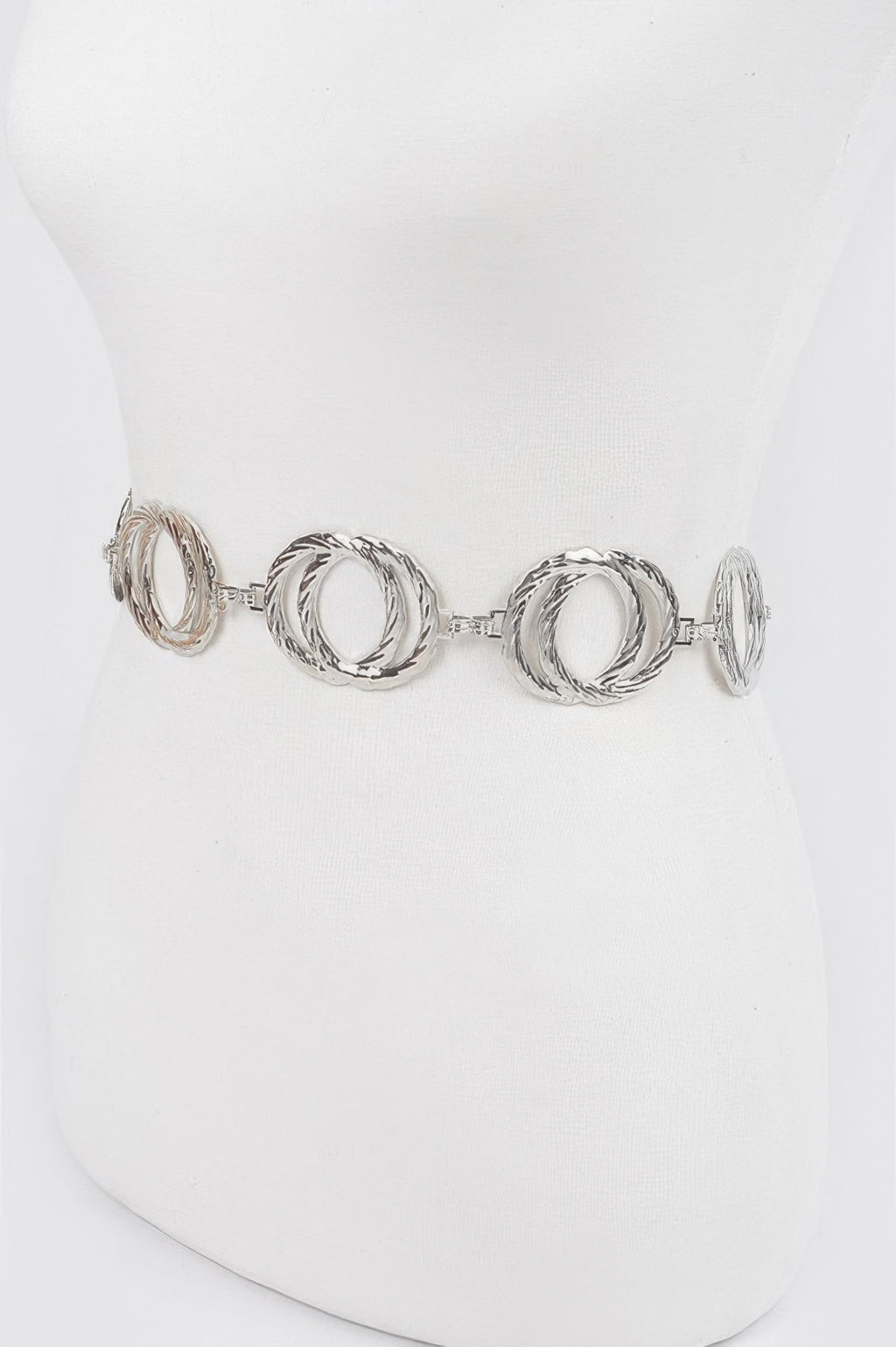 Melted Double Rings Chain Belt, silvertone, textured double rings across the waist