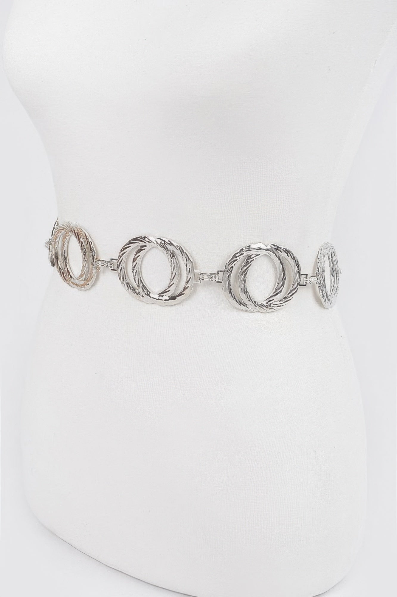 Melted Double Rings Chain Belt, silvertone, textured double rings across the waist