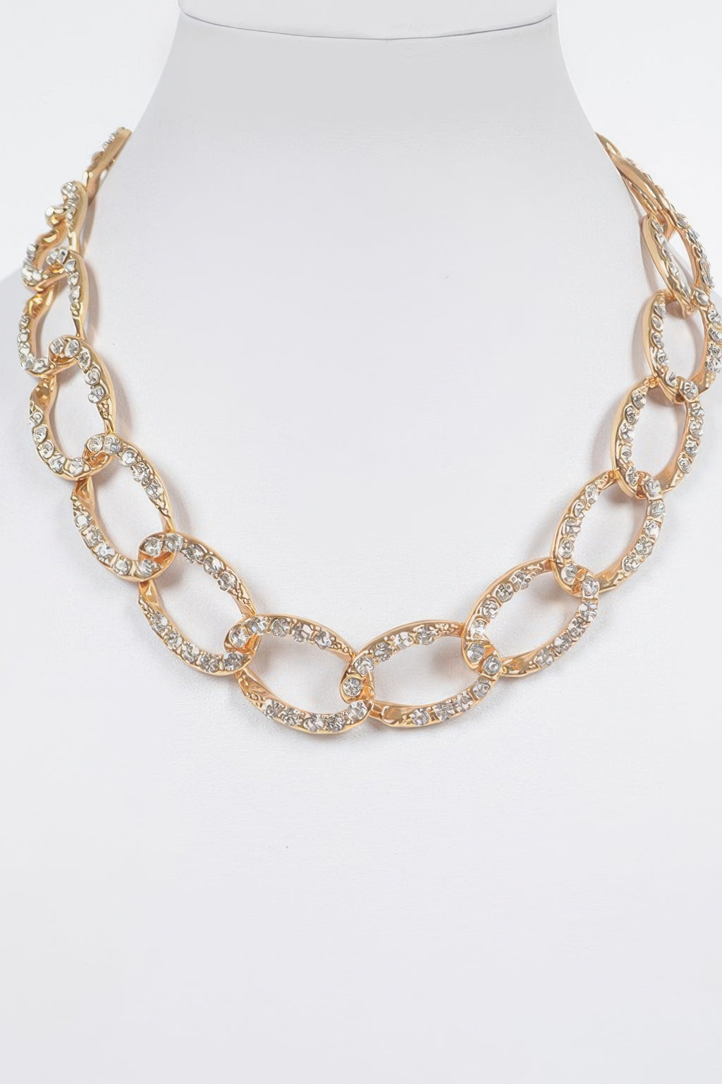 Oversized stoned chain necklace, gold-tone oval links