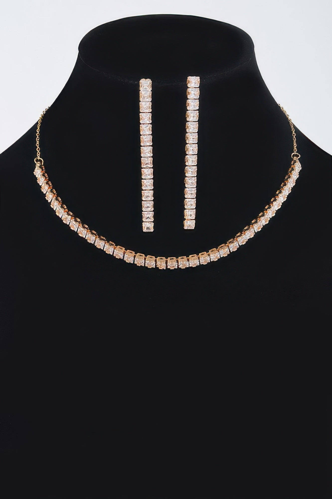 Rhinestone Choker W/earring - Tigbul's Variety Fashion Shop