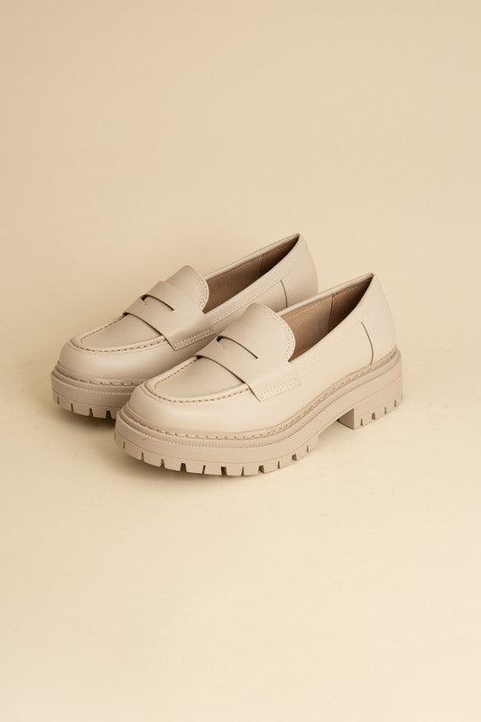 Eureka Classic Loafers - Tigbuls Variety Fashion