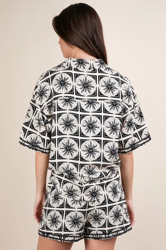 Black Plus Size Tropical Printed Shirt Top & Shorts Set - Tigbul's Variety Fashion Shop