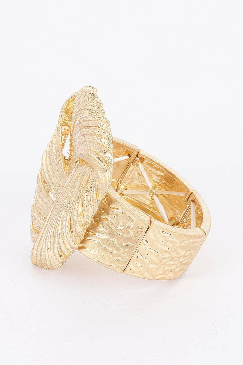 Gold alloy casting stretch bracelet side view, textured metal links