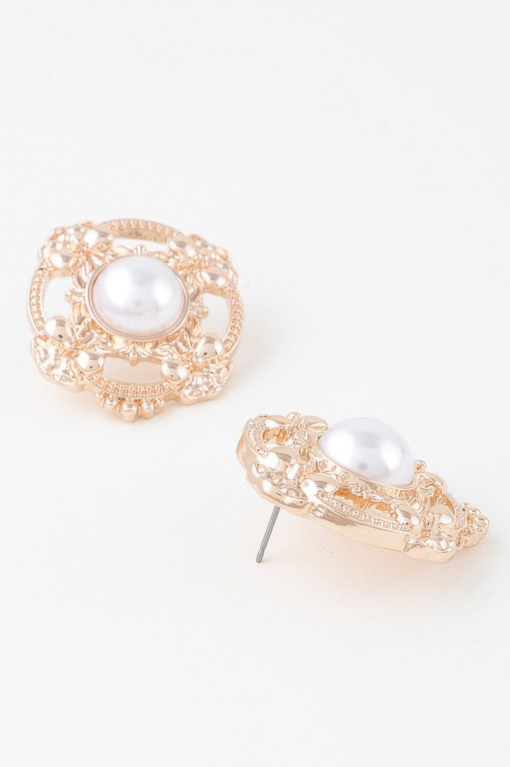Gold cream filigree pearl stud earring, round white pearl with ornate ribbon setting