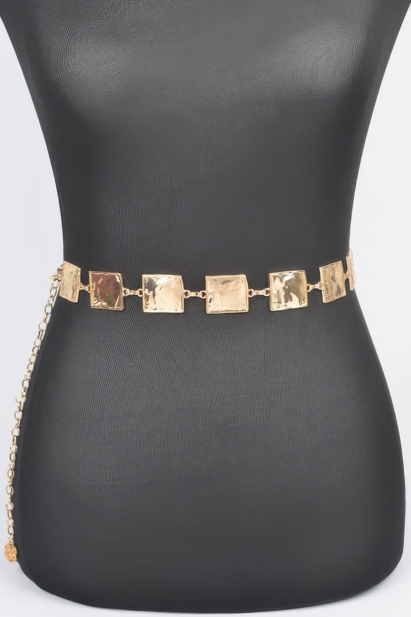 Hammered square chain belt with gold-toned squares and links, adjustable
