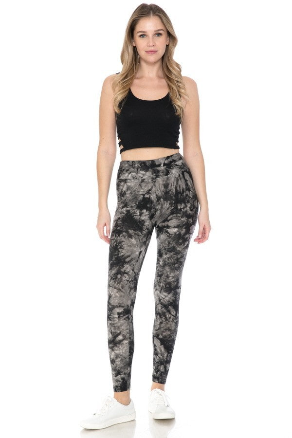 High-waist leggings with gray-and-black tie-dye print, full-length