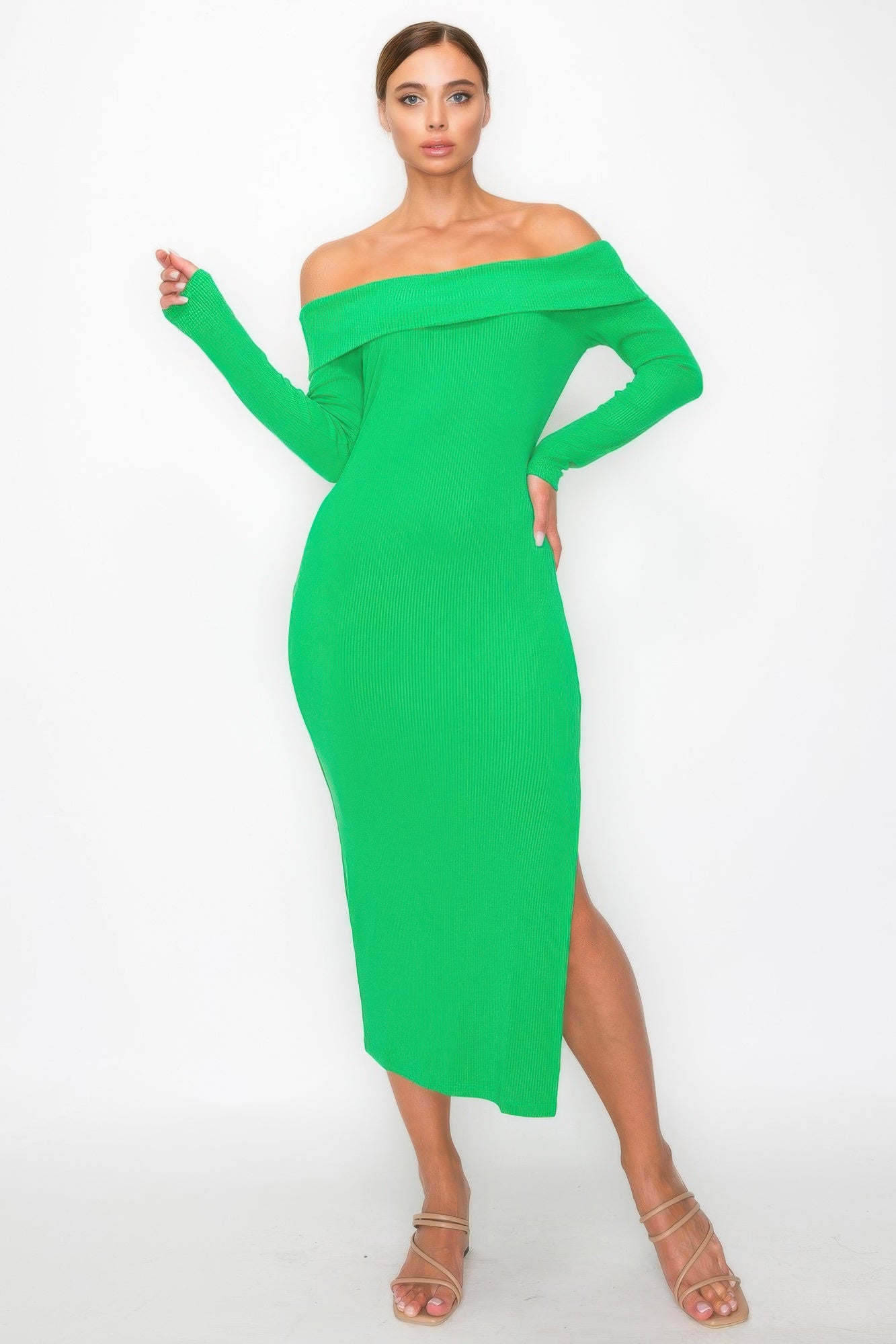 Off-shoulder ribbed midi dress in green, long sleeves with side slit