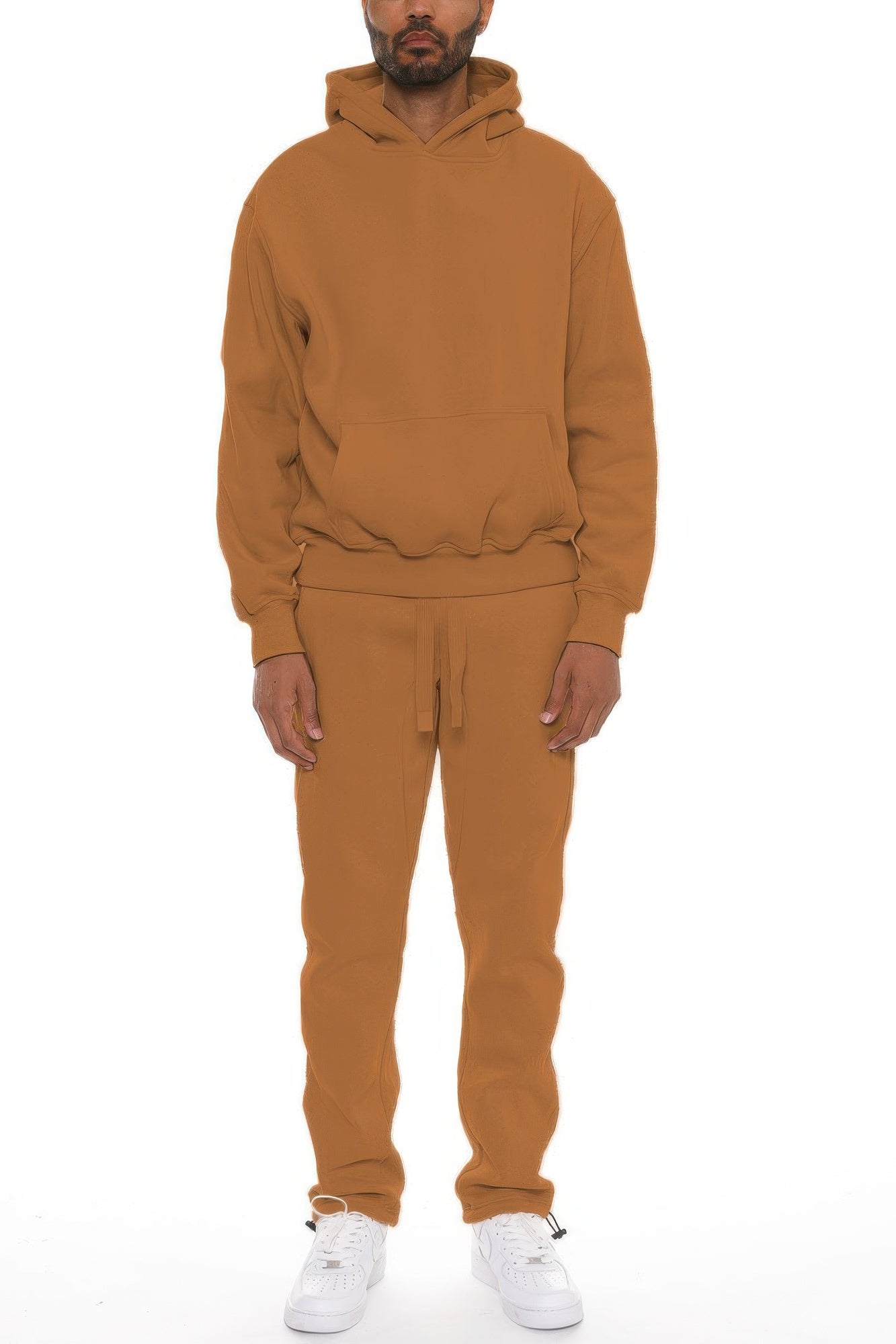 Men’s hoodie set in brown: pullover hood, front kangaroo pocket, matching joggers