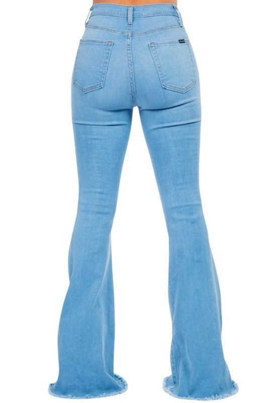 Light-wash bell-bottom jeans, back pockets, flared hems