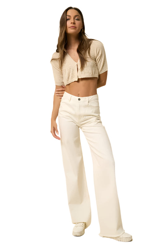 Ecru high-rise wide-leg jeans with front button and classic front pockets