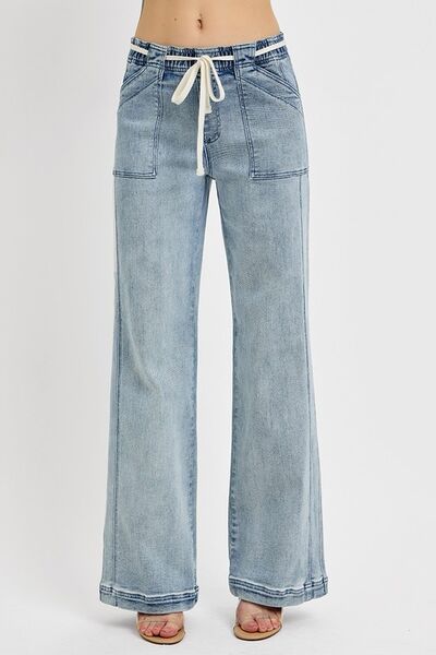 Medium-wash straight-leg jeans, elastic waistband with drawstring, front pockets