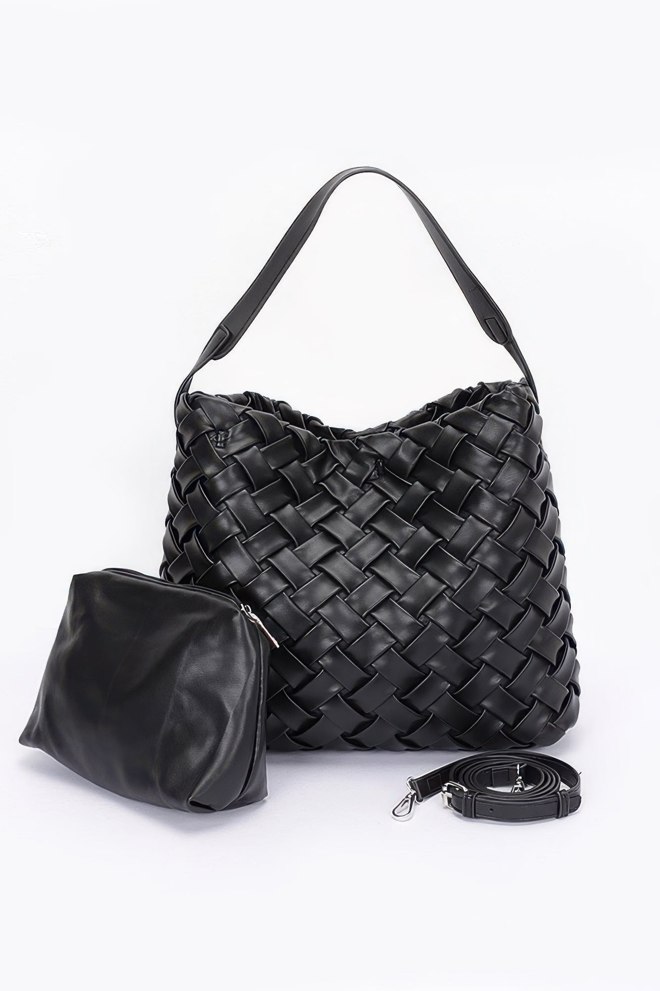 Schwarze geflochtene Hobo Bag aus Kunstleder mit Beuteltasche und passendem Schulterriemen