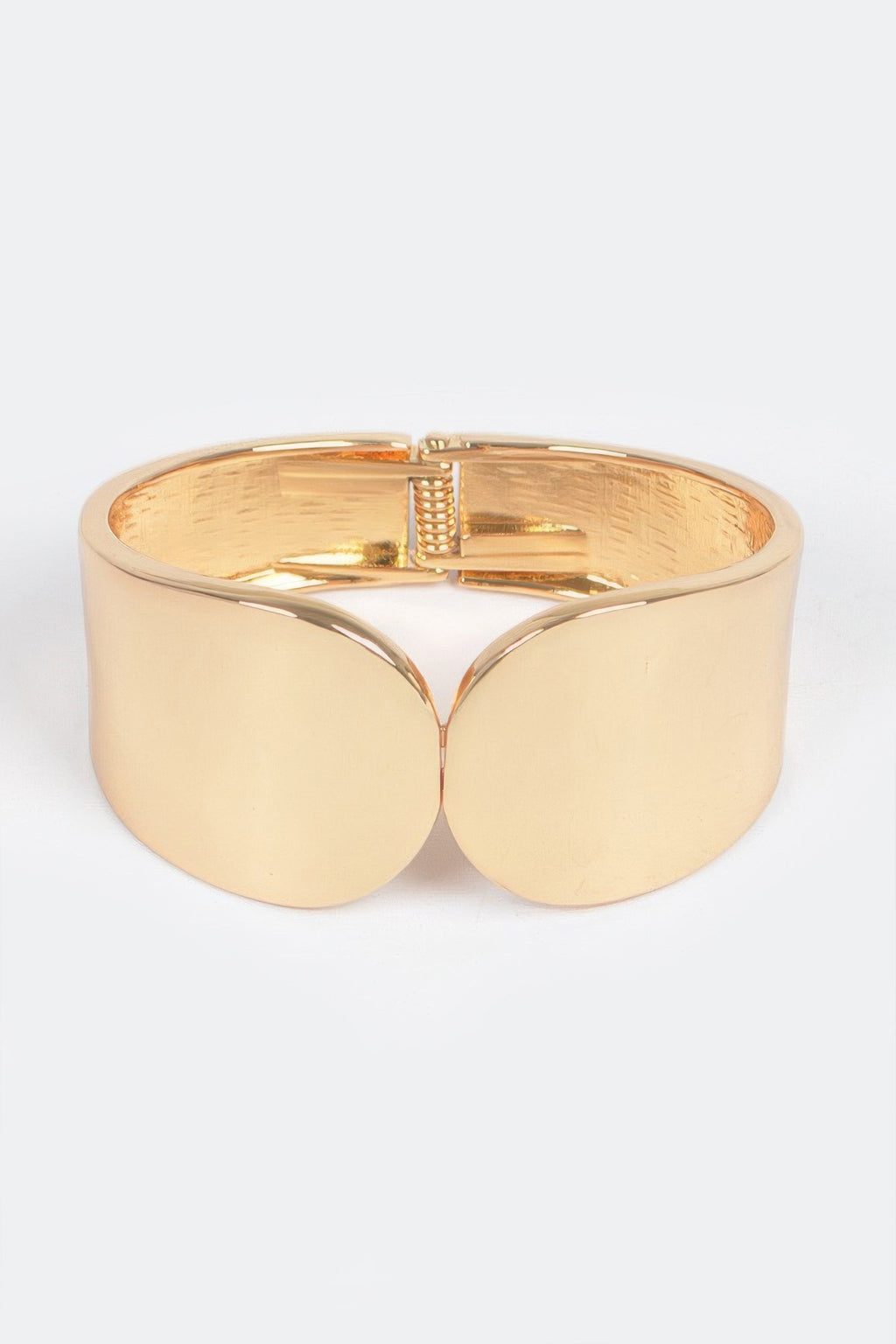Metal spring hinge cuff bracelet, gold finish with clasp detail