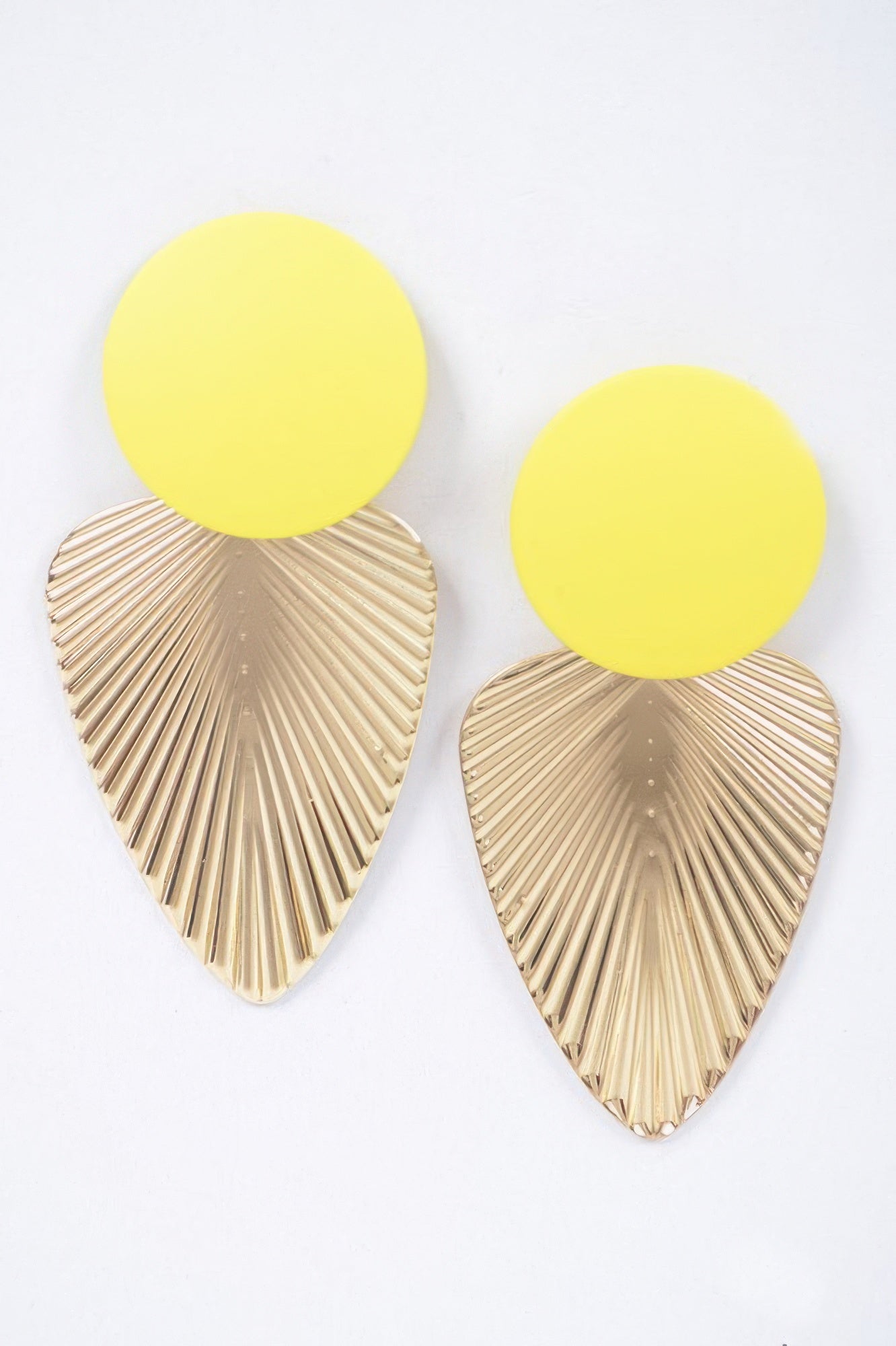Geometric dangle earrings: yellow round tops with gold ribbed teardrop fan drops