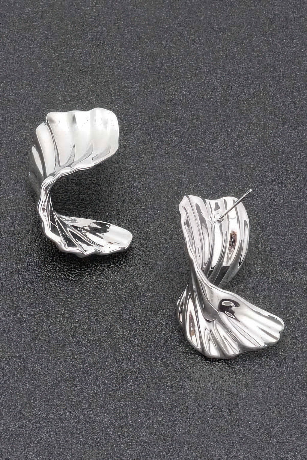 Silver-plated metal hoop earrings, ribbed wave design, pair