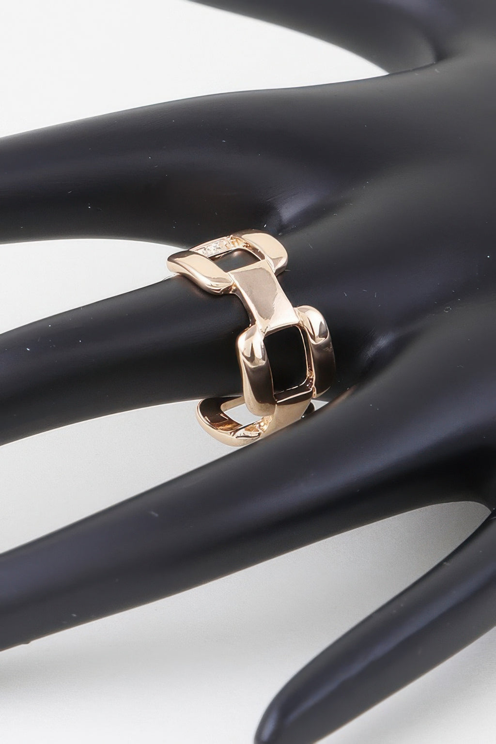 Shiny link chain ring, gold-tone open square links, chunky square centerpiece