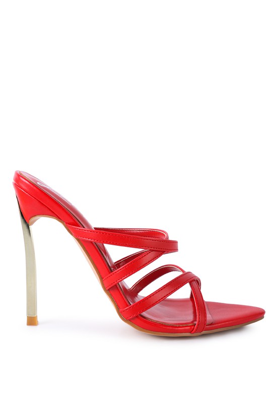 Rote High Heel Sandale mit Riemen über dem Fuß und schmaler, spitzer Form