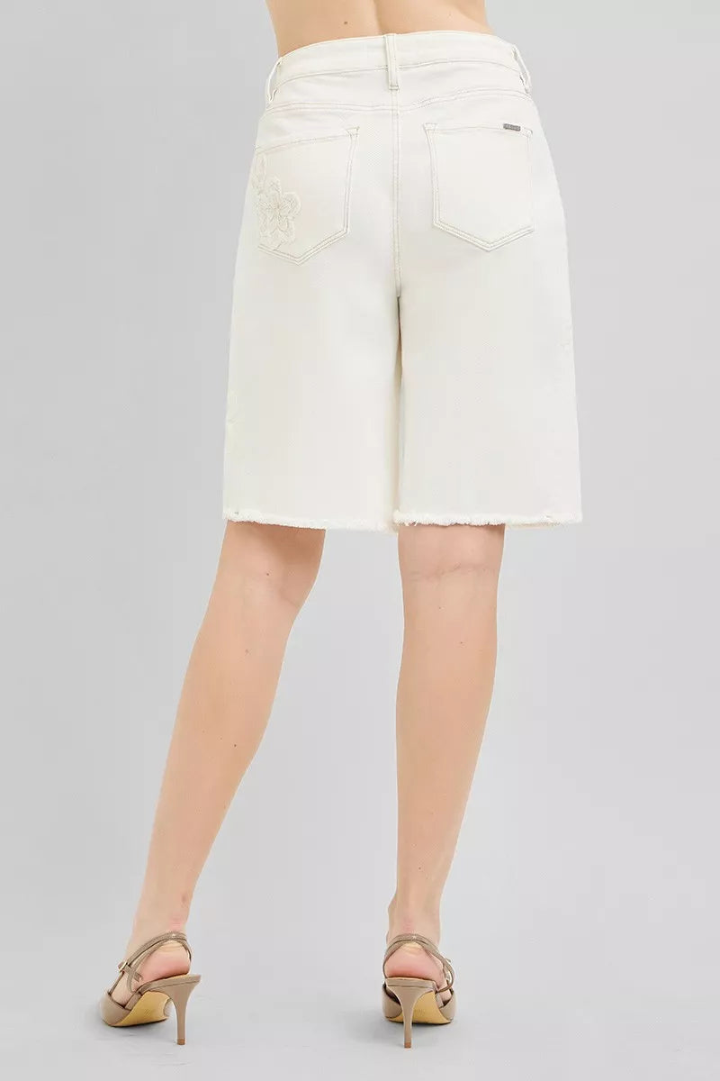 Back view: cream denim bermuda shorts with floral-embroidered pockets