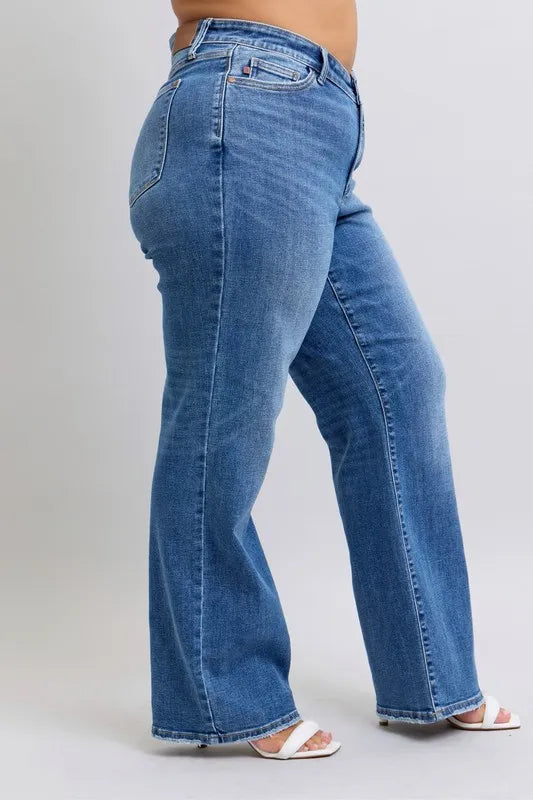 Judy Blue Full Size High Waist V-Front Vintage Wash Straight Jeans Plus Size - Tigbul's Variety Fashion Shop
