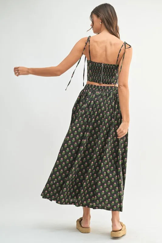 Black Floral Crop Top and Skirt Set - Tigbul's Variety Fashion Shop