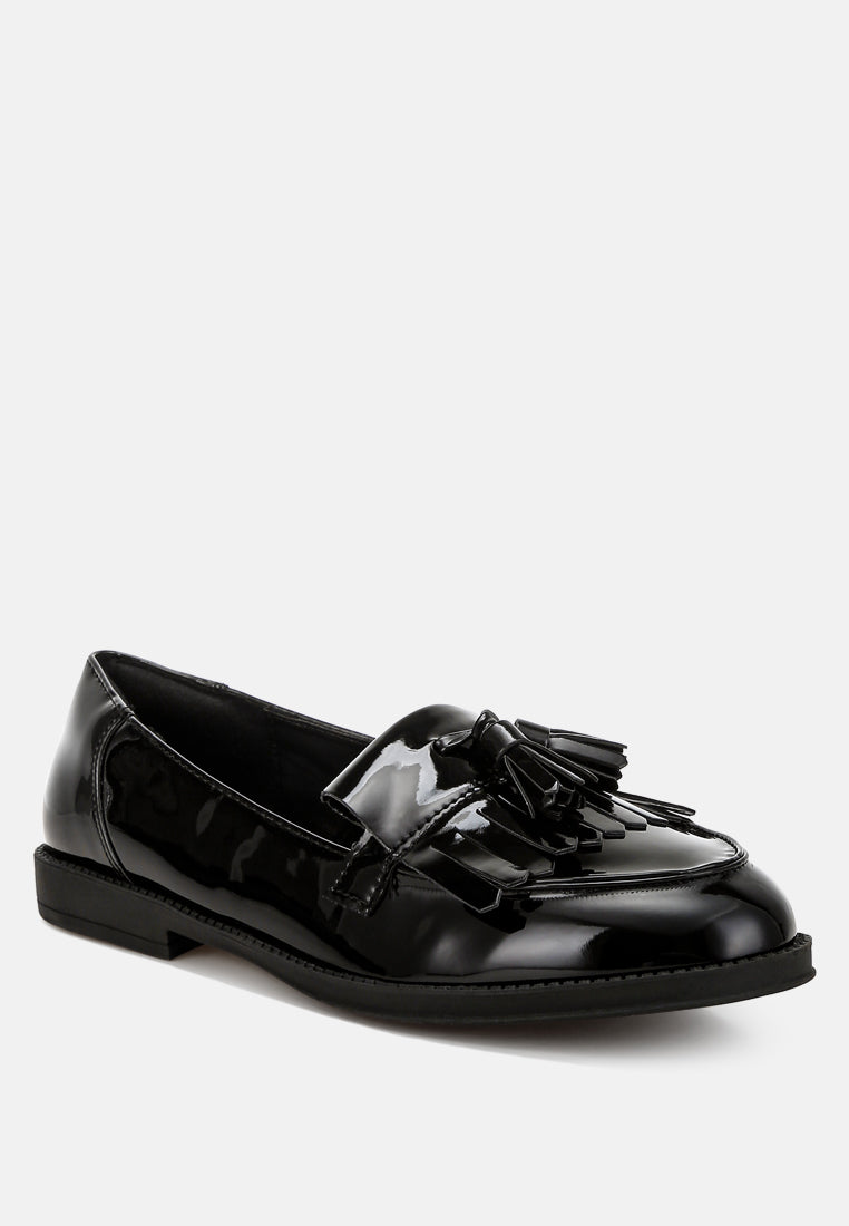 Blaneth tassel loafers noirs vernis, vue 3/4 avec gland à franges