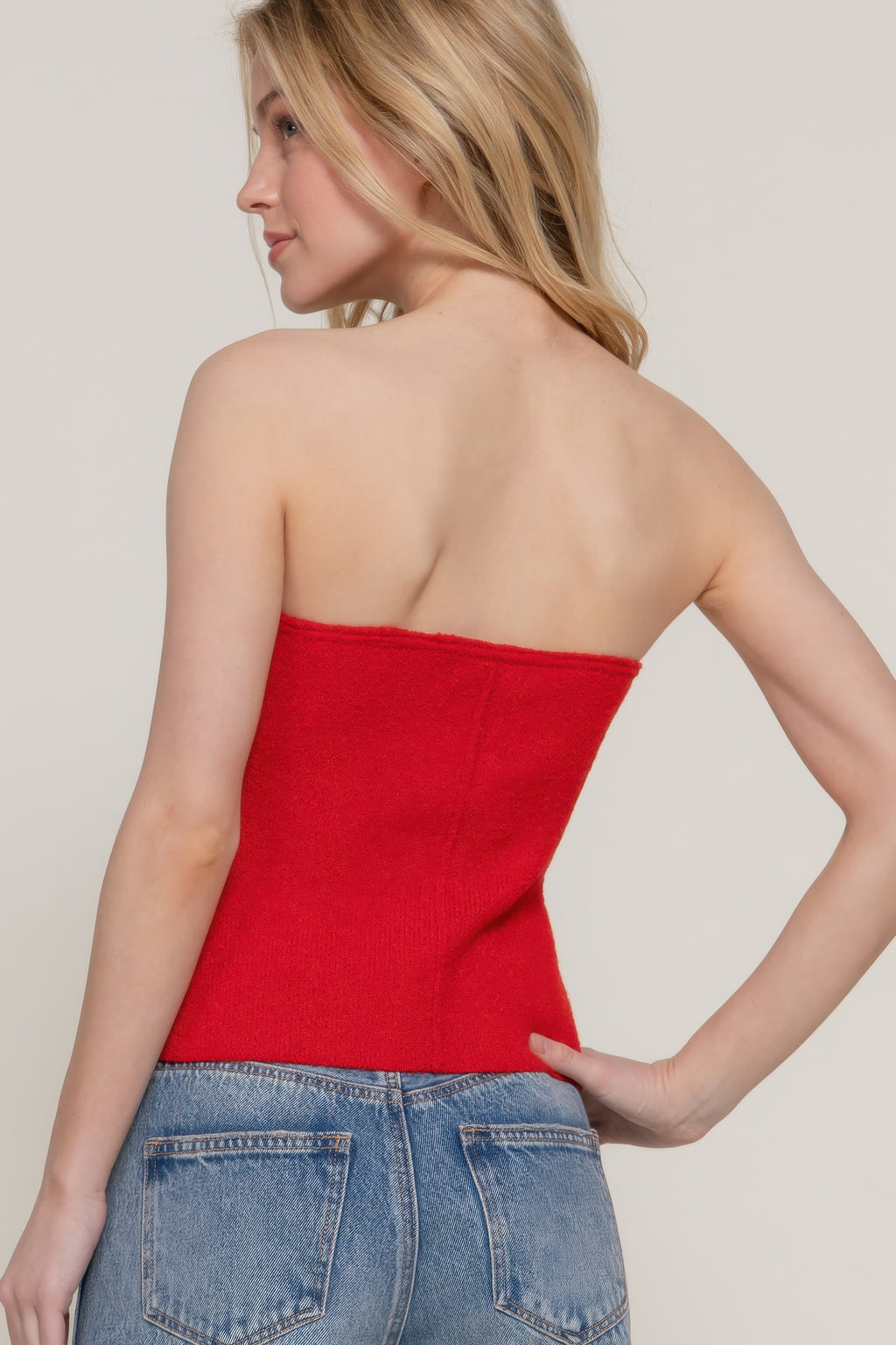 Red tube sweater back view, strapless bandeau with smooth knitted fabric