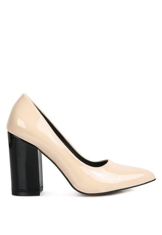Nude patent pumps with pointed toe, angled side view, black block heel