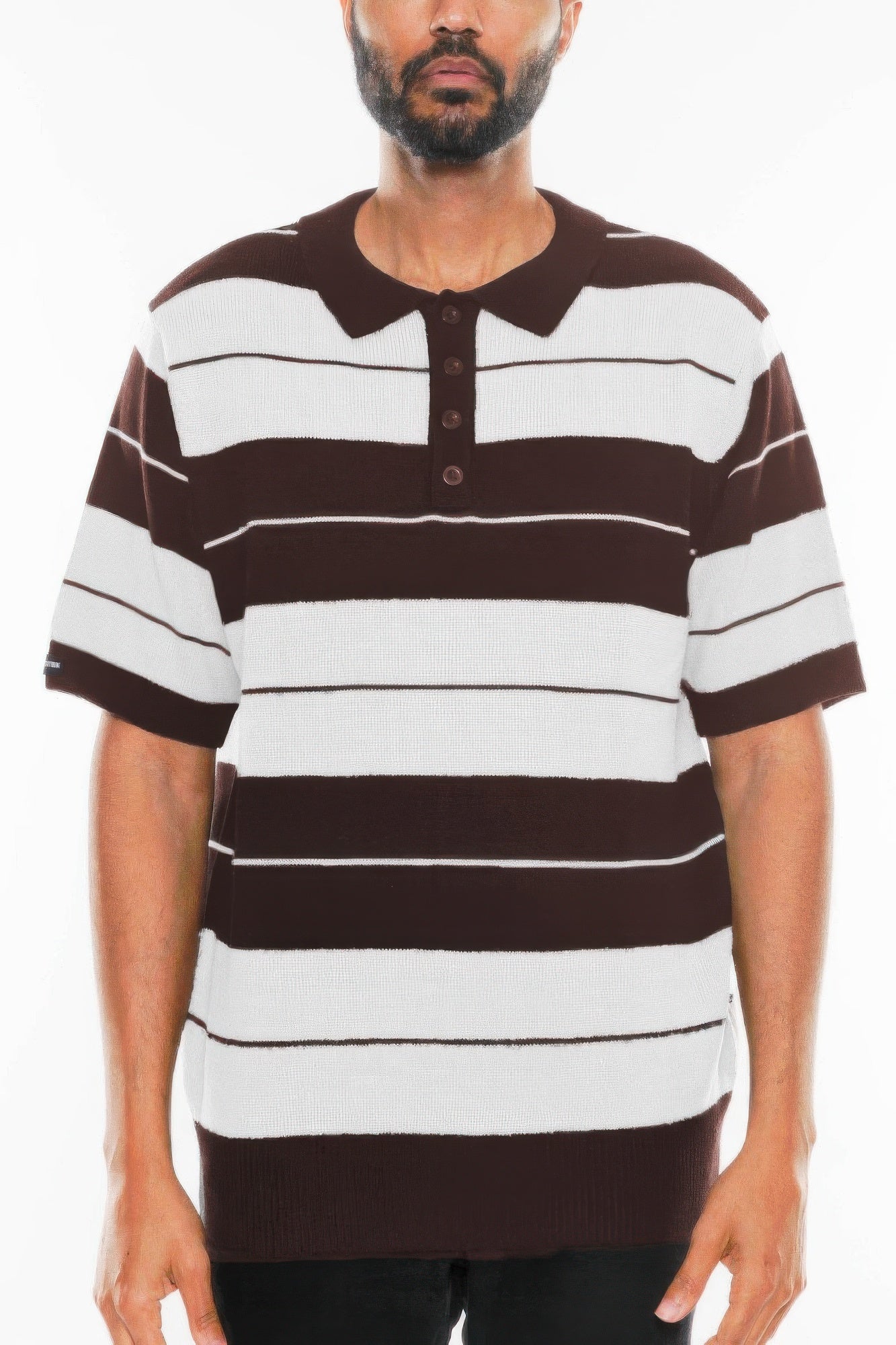 Charlie Brown Shirt: kurzarm Polo mit braun-weißen Streifen und Knopfleiste