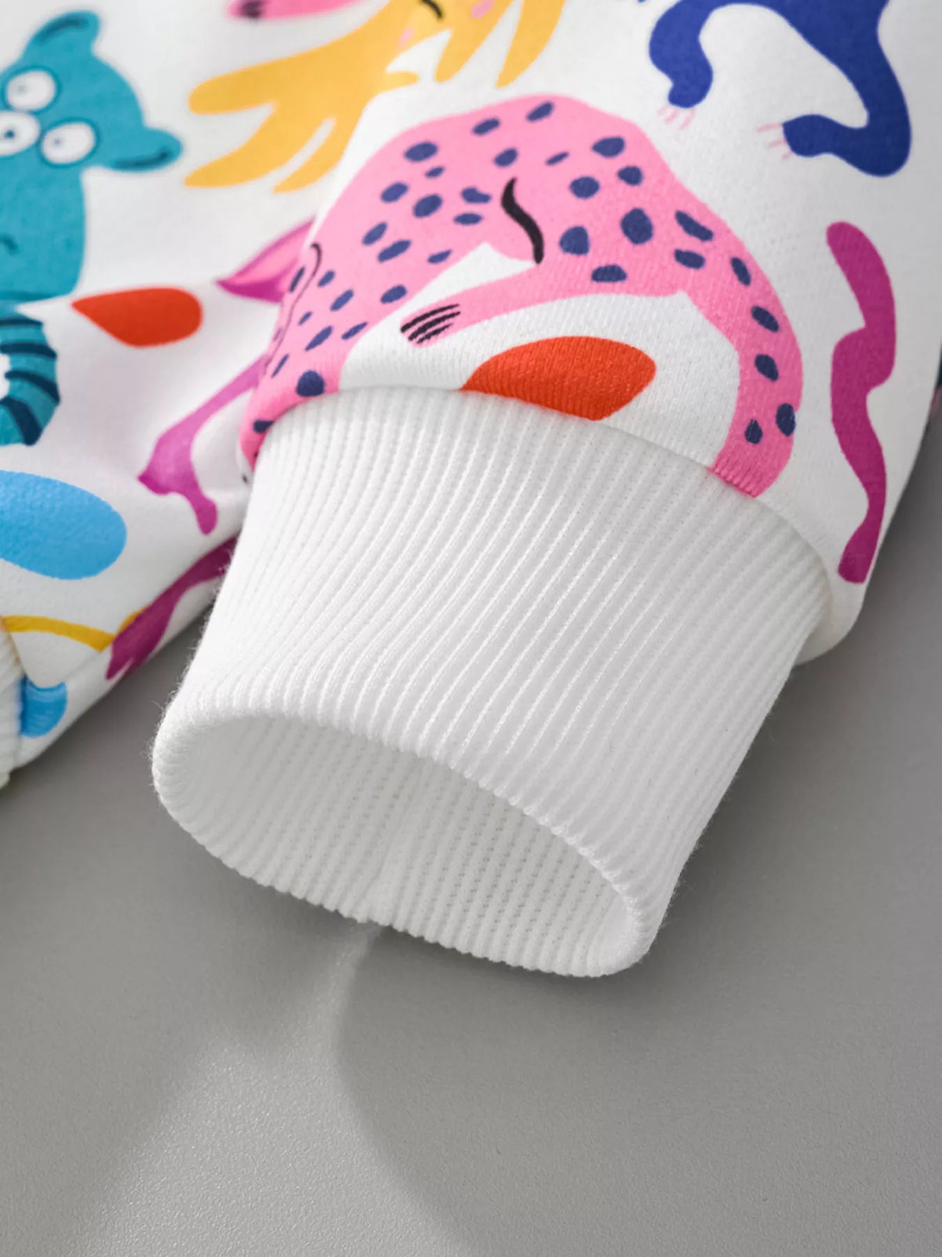Children's Animal Print Crew Neck Sweatshirt - Tigbul's Variety Fashion Shop
