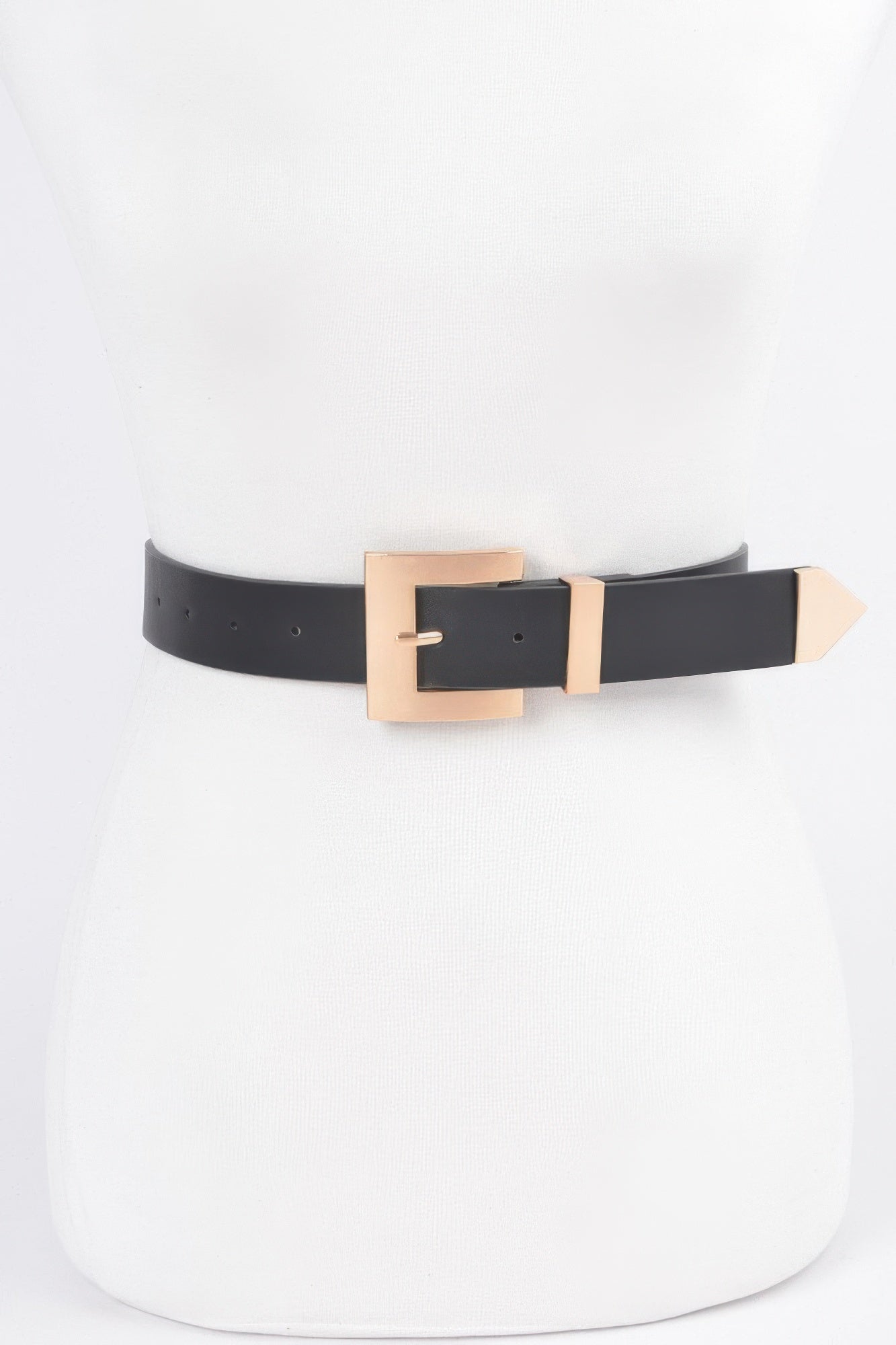 Classic big buckle belt in black with large rectangular gold-tone buckle