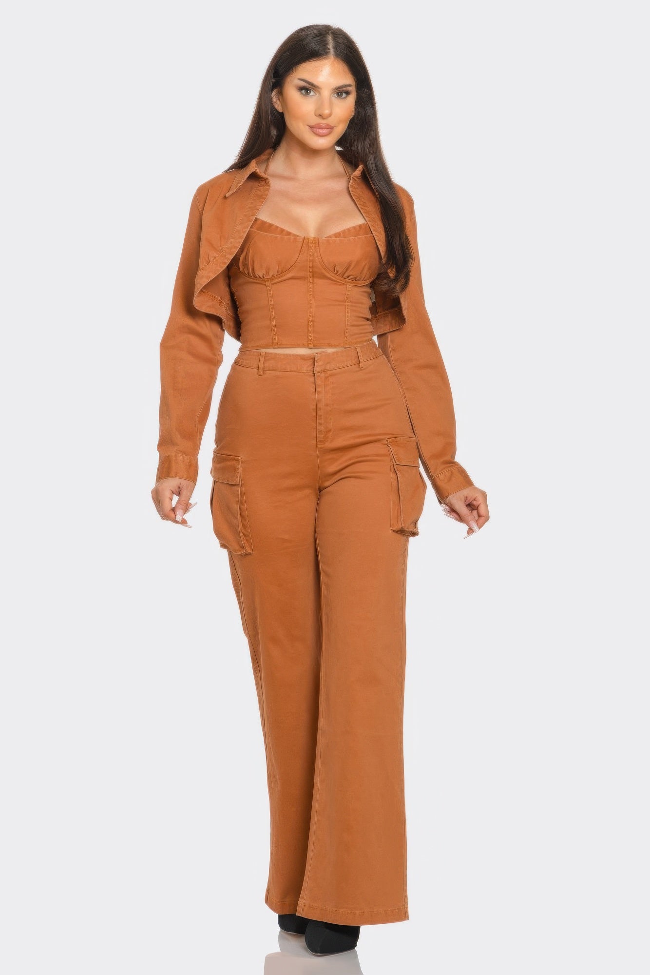 Crop Jacket 3-teiliges Set in Braun: verkürzte Jacke, Bustier-Top & Schlaghose