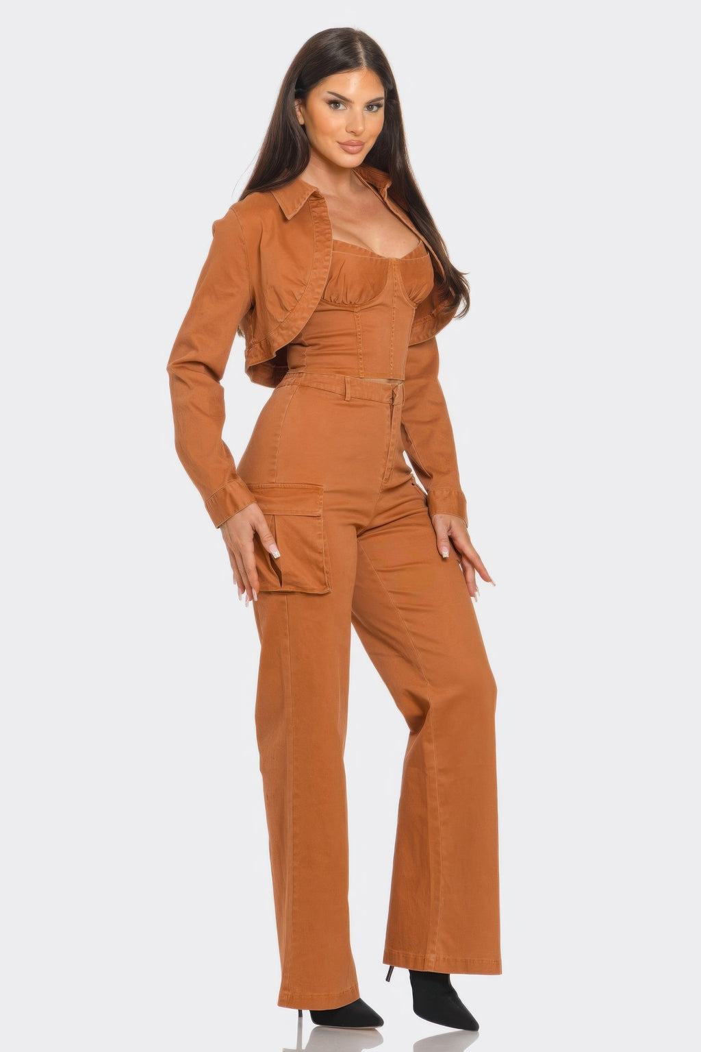 Crop Jacket 3-teiliges Set in Braun: Jacke mit Frontdetails, Bustier-Top & weite Hose