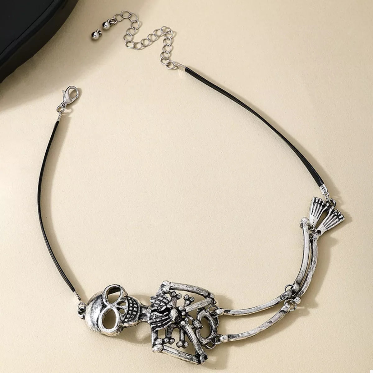 Alloy Skull Necklace and Bracelet Jewelry Set - Tigbul's Variety Fashion Shop