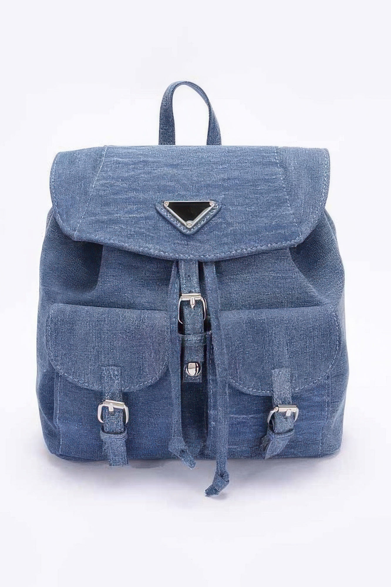 Denim backpack in medium blue, front flap with triangle badge, double pockets, center zipper