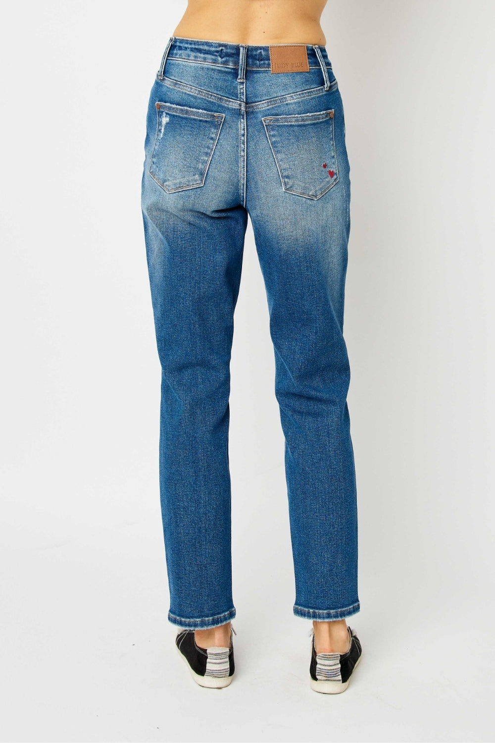 Judy Blue Distressed Slim Medium Blue Jeans Sz. 0 - 24W | Tigbuls